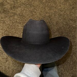 Grey Rodeo King 6 7/8